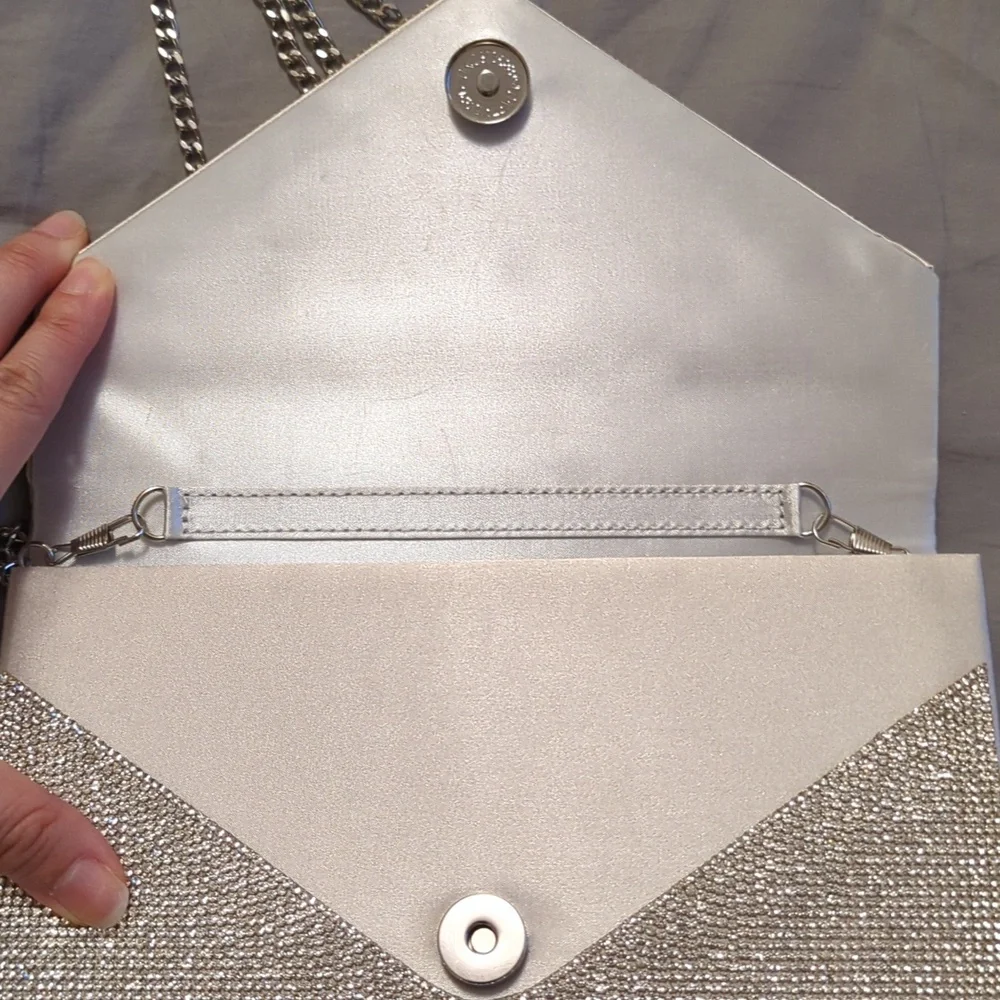 Aldo Heaven Crossbody Clutch - Picture 2 of 4